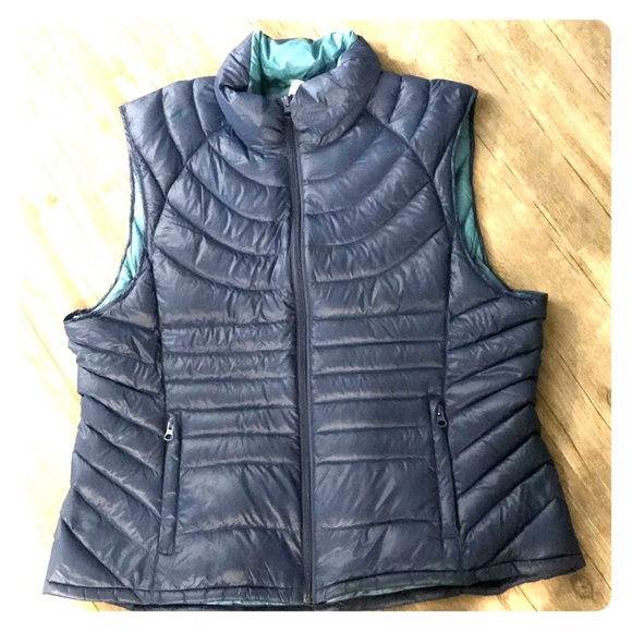 bernardo packable vest